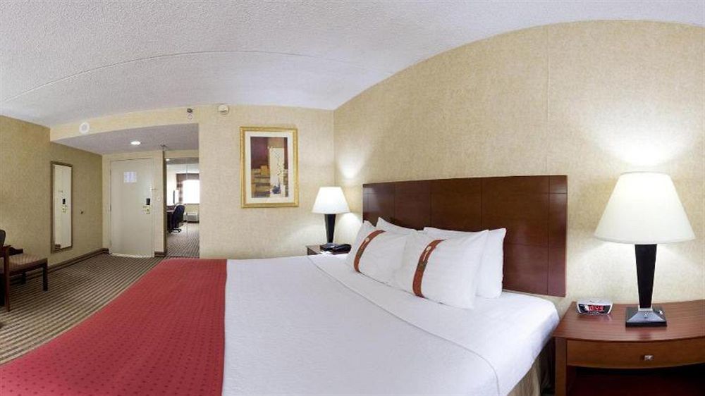 Holiday Inn Allentown Center City Exterior foto